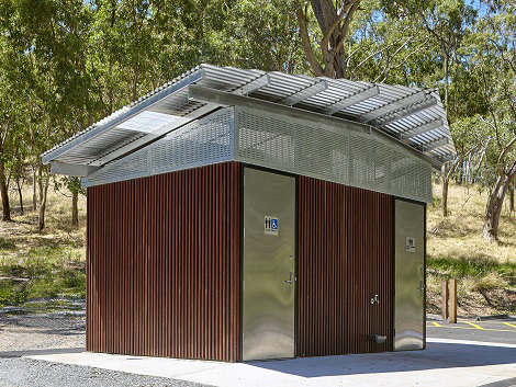 KINGSTON toilet block