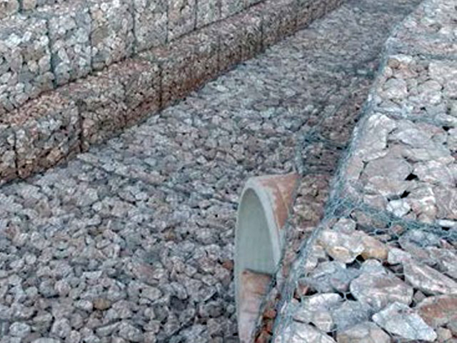 TerraStop® Gabion and Wire Mattress Installation