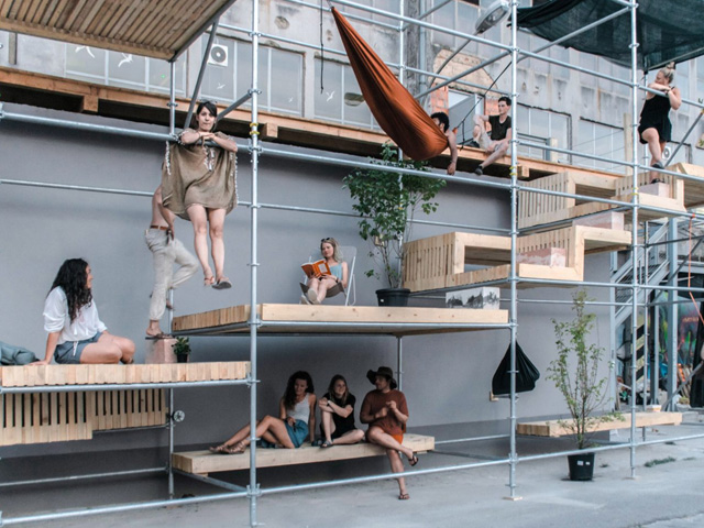 Public â€˜Hang Out’ A Level Up