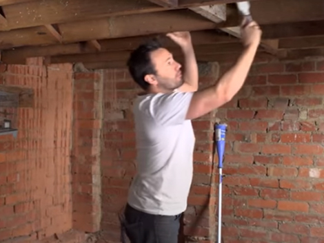 How To Clean Old Timber - The Home Team