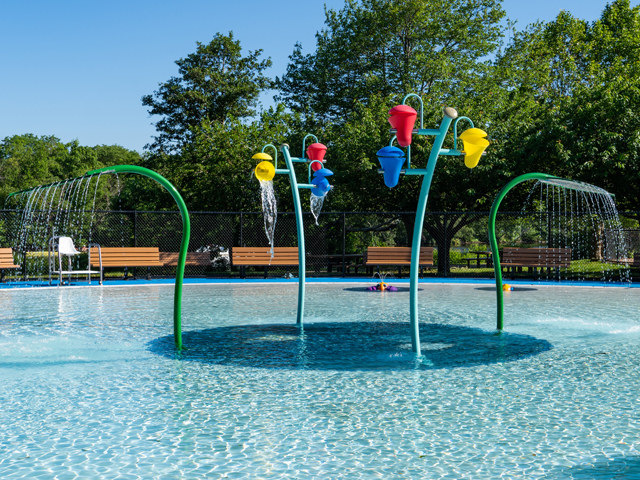 Artsani Playground Wading Pool and Spray Deck