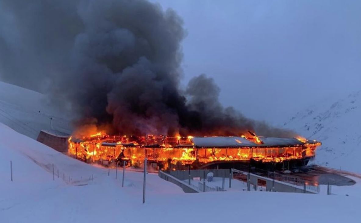 More than 200 vintage and classic motorcycles destroyed in Tirol blaze - Vimarsana News