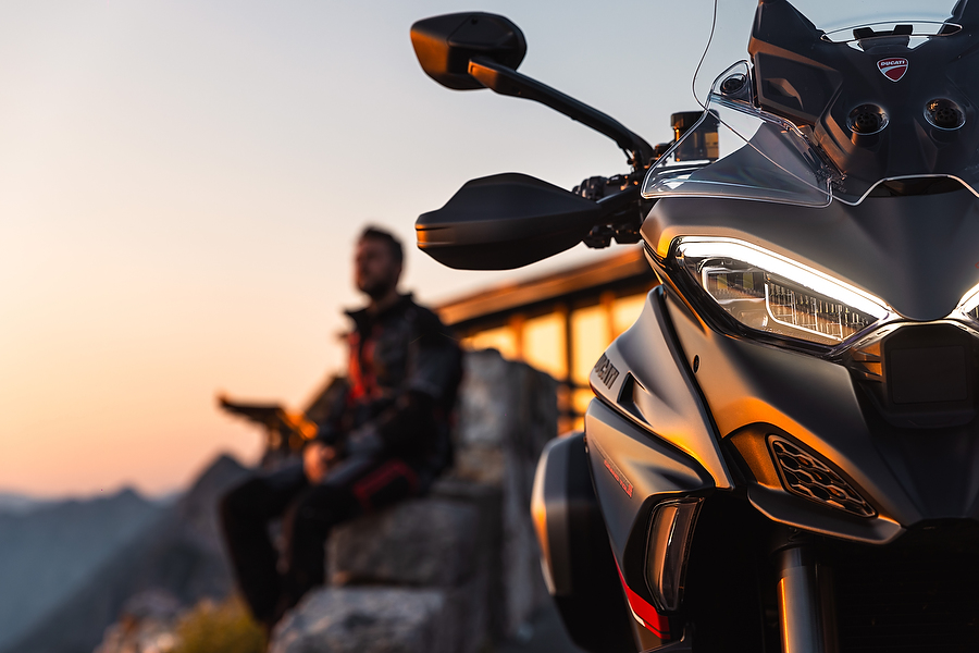 MY24_Ducati_Multistrada_V4s_Grand_Tour_125_UC549577_High