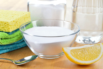 homemade cleaning products: shannon lush cleaning windows
