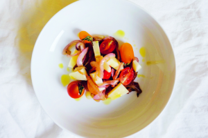 Caramelised Onion, Cherry Tomatoes & Manchego