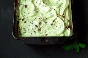 Spinach ice cream lee holmes