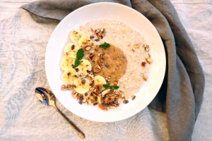Overnight Banoffee Pie with Chia & Oats