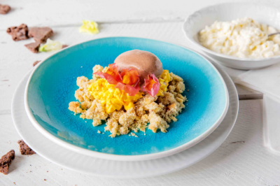 Parrozzo, Saffron Stracciatella & Chocolate Ice-Cream