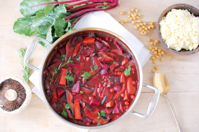 Vegan Beetroot Borscht with Chickpeas and Vegetables