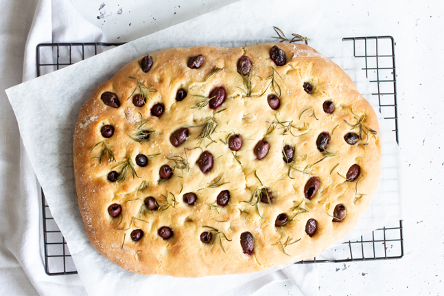 Vegan Spelt and Olive Focaccia Bread Recipe by Danielle Minnebo