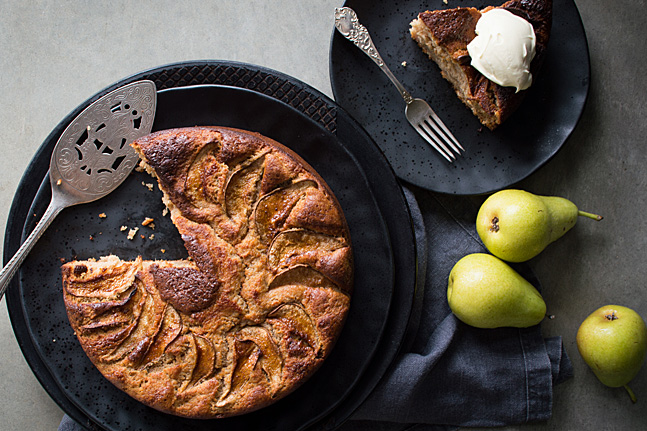 Ginger Pear Cast-Iron Skillet Cake Recipe