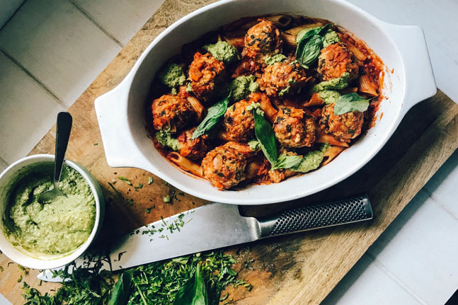 Vegie Balls & Wholemeal Penne in Tomato Sauce with Pesto Recipe