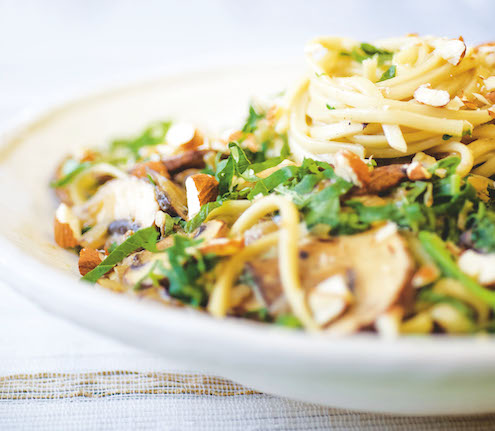 Spaghetti with Creamy Garlic Mushroom & Spinach