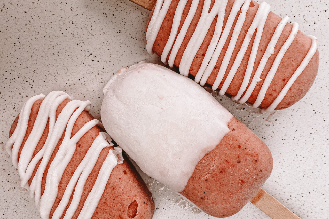 Vegan Treats: Creamy Vegan Pink Ice Creams