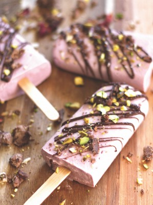 Double Choc Top Berry Yogurt Pops Final